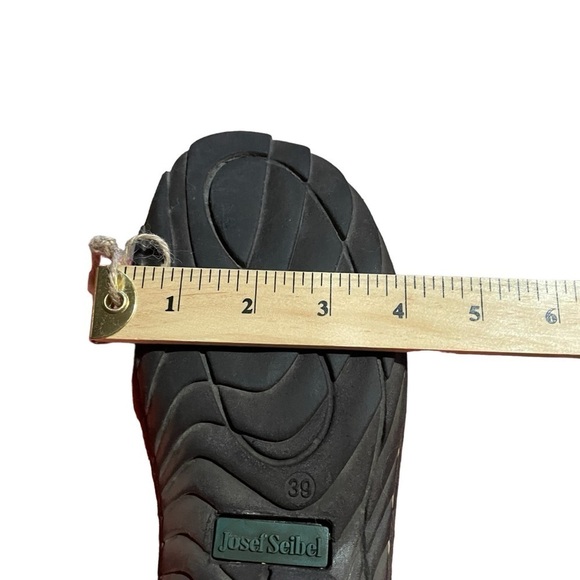 Josef Siebel Red Leather Short Boots - Lace Up - Size 39/8.5 Very Good Condition - Picture 9 of 10